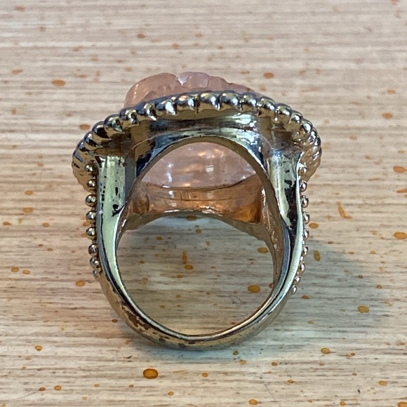 Vtg Carved Ring (7.5) - Picture 4 of 4